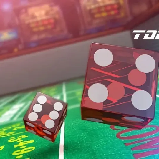 Dados vermelhos sobre mesa de cassino verde com a marca TopX, ilustração sobre banca e limites